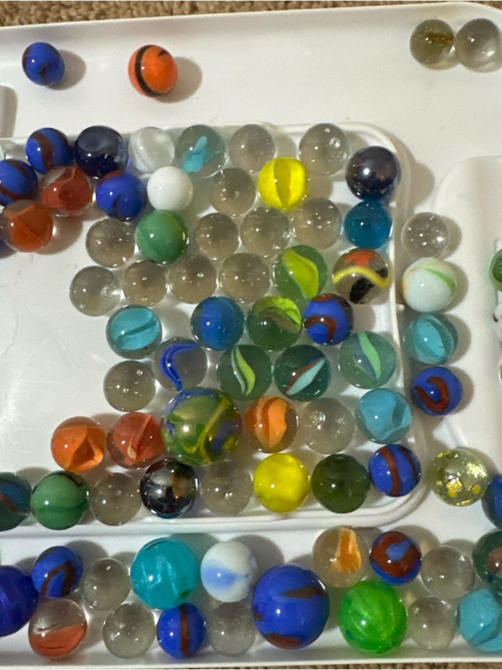 Lot Of Marbles Various Sizes Assorted Colors - Picture 7 of 7